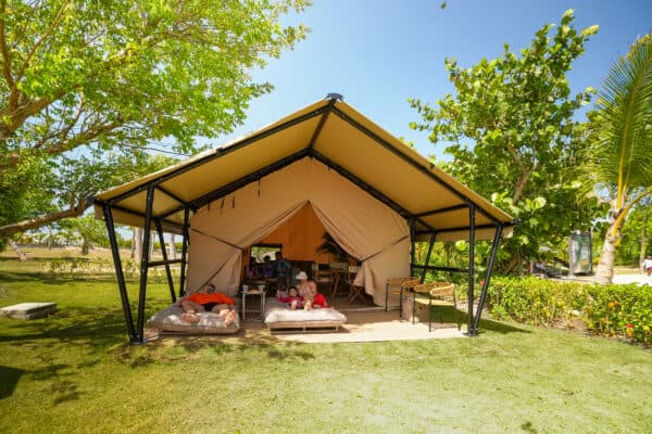 Family VIP Tent 4